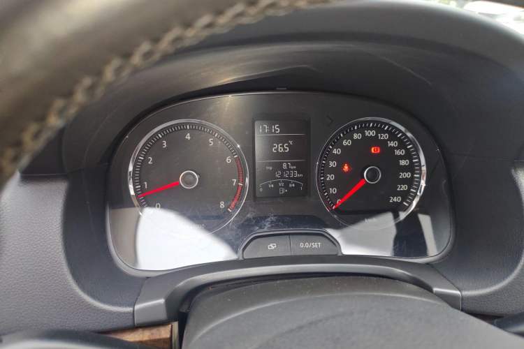 Used Volkswagen Lavida 2011 1.4 TSI Manual Prestige Edition Instrument Cluster