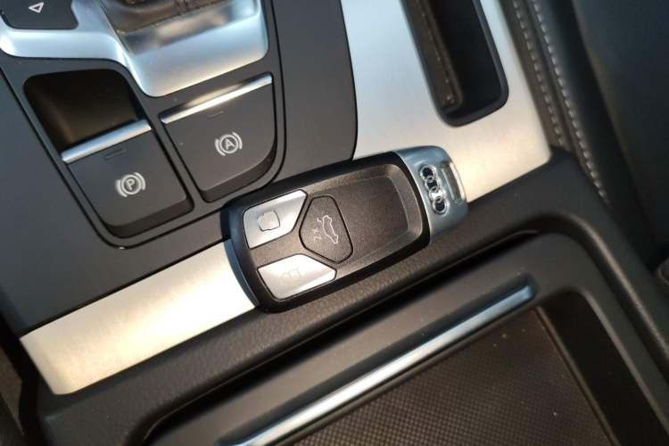 Used Audi Q5L 2020 Updated 40 TFSI Prestige Fashion Edition