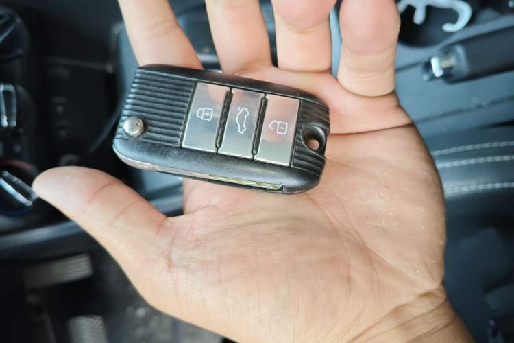 Used MG ZS 2018 1.5L Automatic Luxury Edition China V Standard Vehicle Key