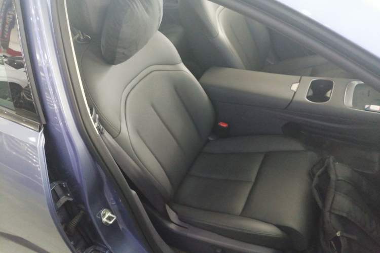 Used Nissan N6 2026 Model 180 Max
