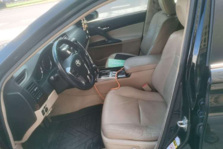 Used Toyota Reiz 2010 2.5V Fengdu Elite Edition Left Front Seat