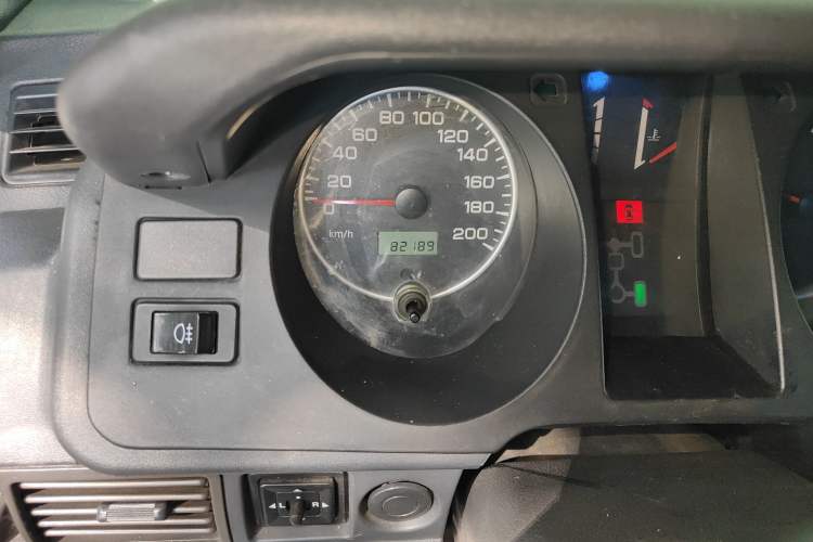 Used Leopaard Heijingang 2009 2.4L Manual 4x4
