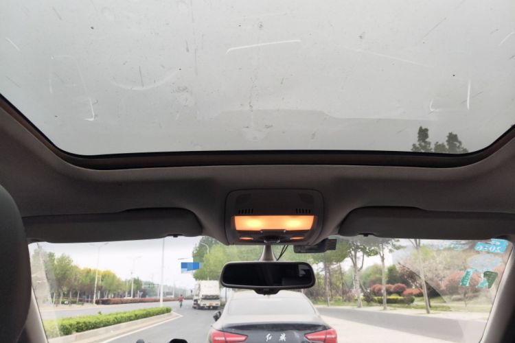 Used Audi Q5 2012 2.0TFSI Comfort Version Headliner