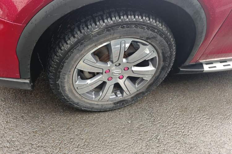 Used GAC Trumpchi GS7 2017 320T Two-Wheel-Drive Luxury Model
