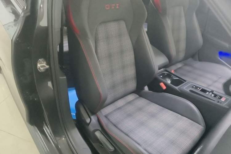 Used Volkswagen Golf GTI 2021 380TSI DSG GTI
