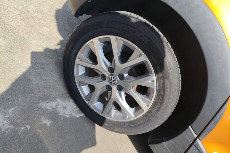 Used Volkswagen Polo 2014 1.6L Cross Polo Automatic