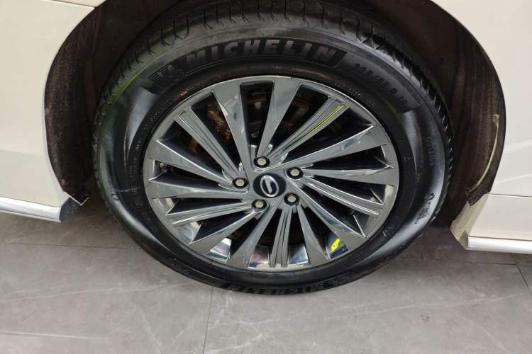 Used GAC Trumpchi M8 2021 Master Series 390T Ultimate Edition Right Rear Wheel Hub