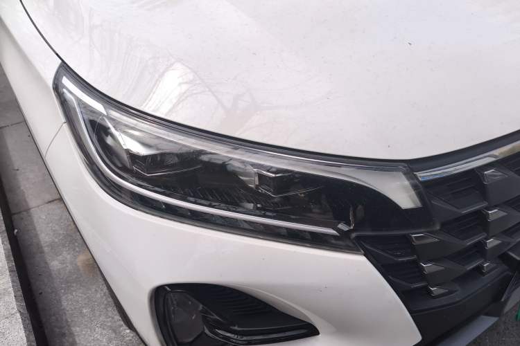 Used GAC Trumpchi GS4 2022 270T Automatic Smart Drive Technology Edition (Upgraded Version) Right Front Headlight