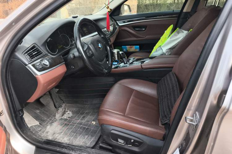 Used BMW 5 Series 2017 528Li Leading Model
