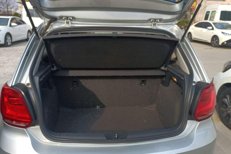 Used Volkswagen Polo 2016 1.4L Automatic Trendy Model
