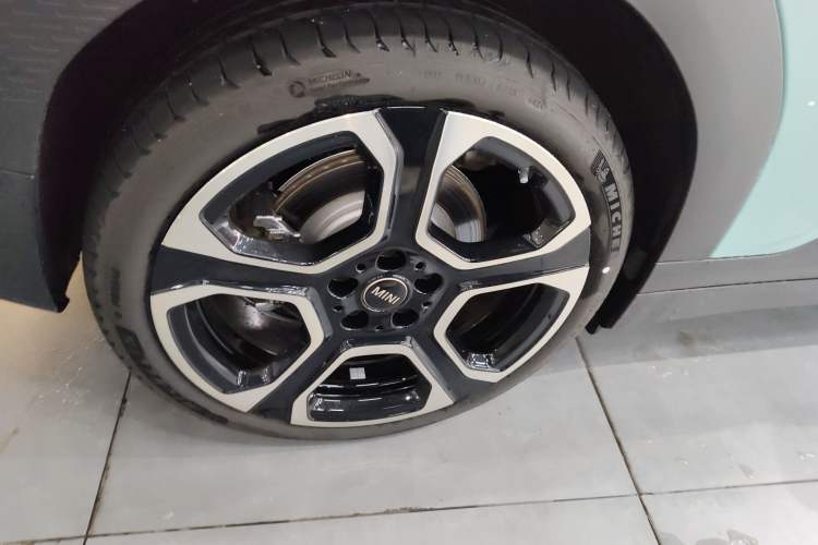 Used MINI Electric MINI ACEMAN 2024 SE Artist