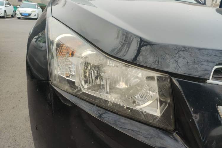 Used Chevrolet Cruze 2009 1.6L SE MT
