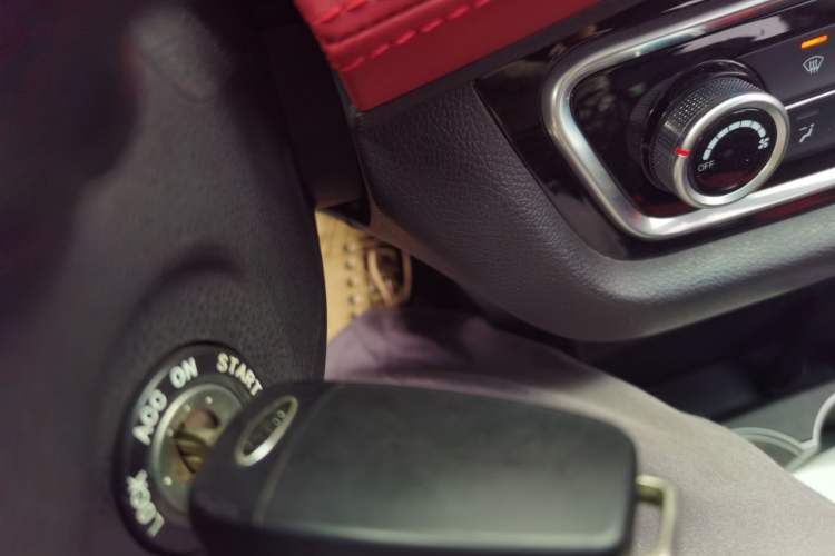 Used JAC iEV6E 2018 Sport Version iEV6E Smart Edition
