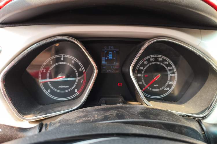 Used JAC Group Refine S2 2015 1.5L Manual Luxury Smart Model Instrument Cluster