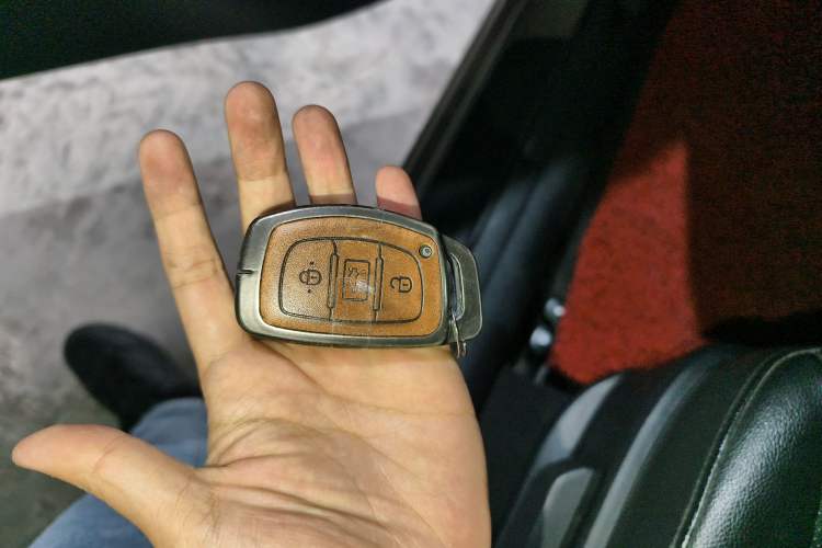 Used Hyundai Elantra (5th Generation / Langdong) 2015 1.6L Automatic Luxury Model