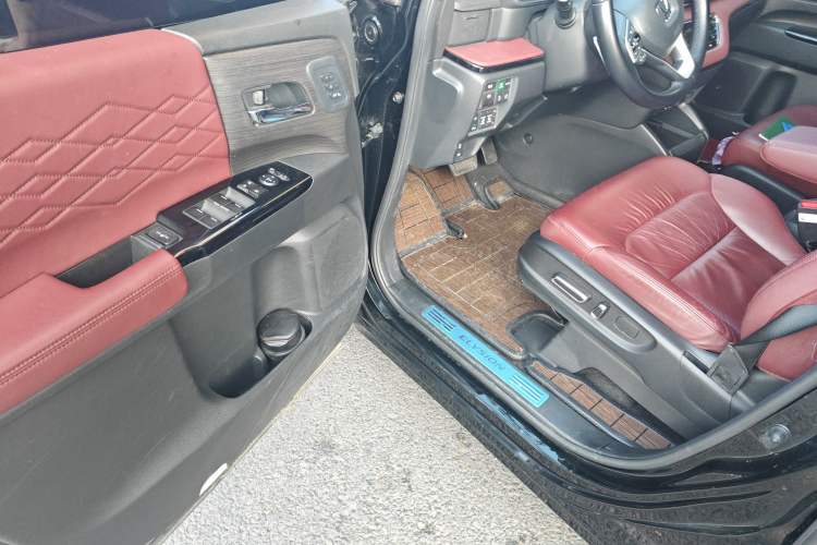 Used Honda Elysion 2022 2.0L eHEV Prestige Edition