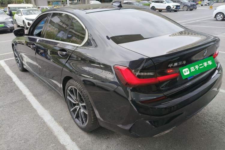 Used BMW 3 Series 2021 Facelifted 320Li M Sport Package Rear Left 45 Deg