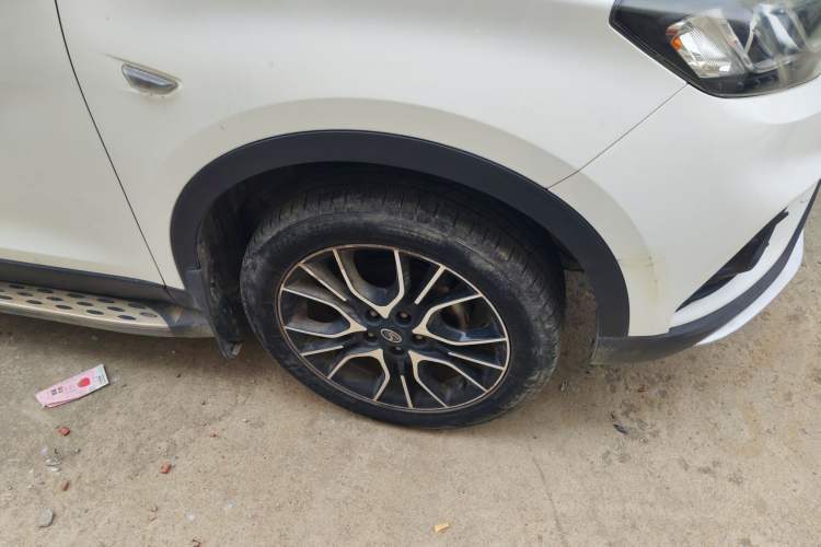 Used Soueast DX3 2018 1.5L Manual Luxury Model Right Front Wheel Hub