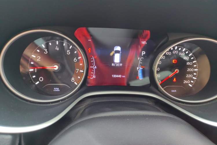 Used Jeep Compass 2017 200T Automatic Family Edition