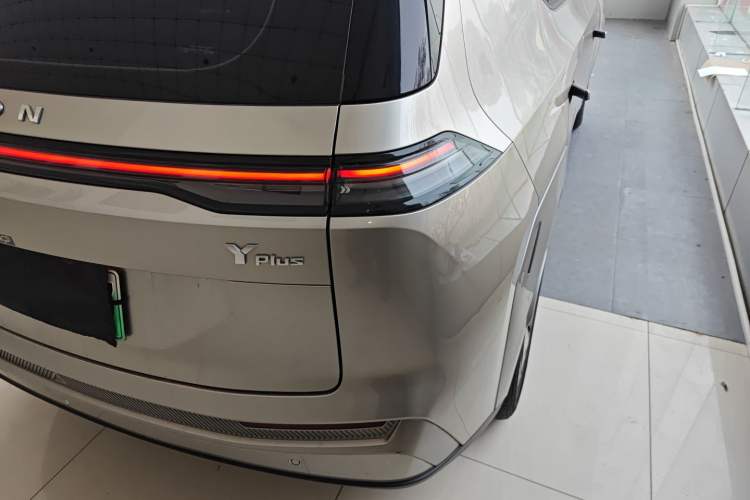 Used AION Y 2022 Plus 70 Enjoy Edition