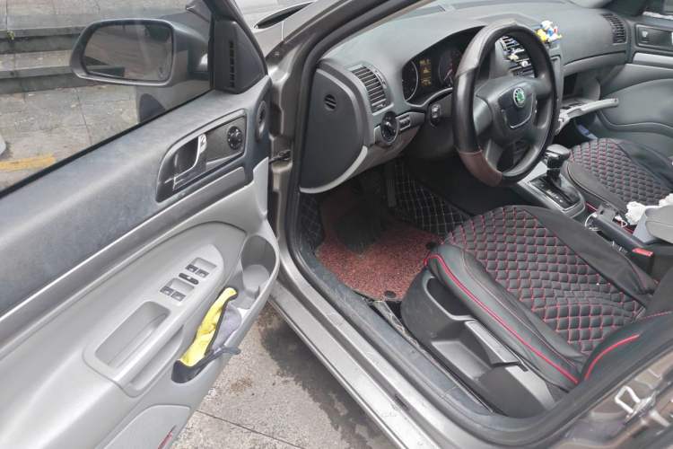 Used Skoda Octavia 2012 1.6L Automatic Yijun Edition
