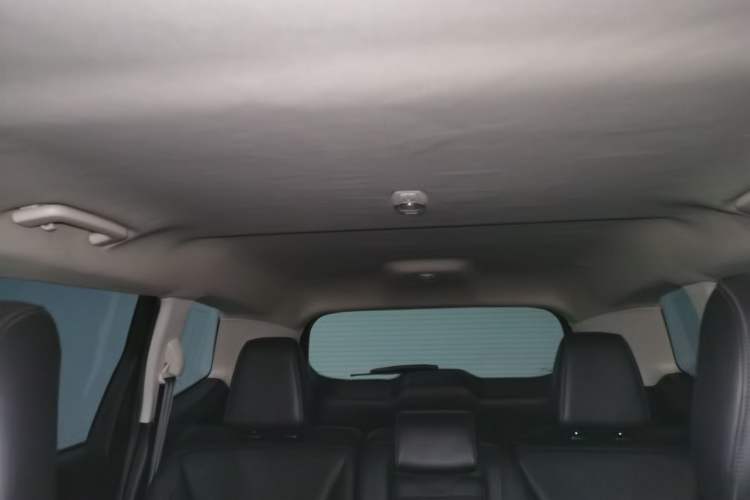 Used Ford Edge 2017 EcoBoost 245 Two-Drive Platinum Edition 5 Seats