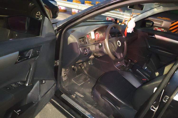 Used Volkswagen Lavida 2015 1.6L Manual Comfort Edition