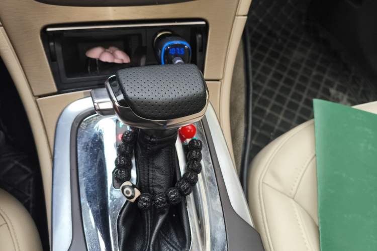 Used Buick Regal 2010 2.0L Expo Edition Gear Lever