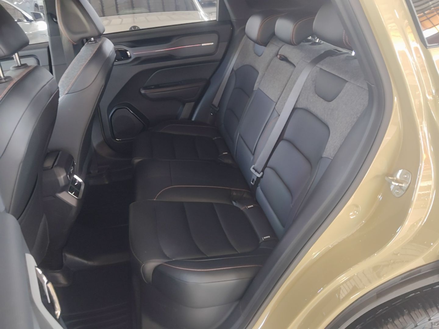 Geely Auto Cowboy 2025 1.5TD Fun-Offroad Version — снимка 20