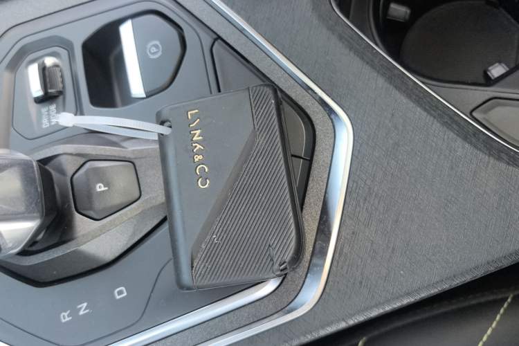 Used Lynk & Co 05 2022 2.0T Two-Wheel Drive Shine Halo
