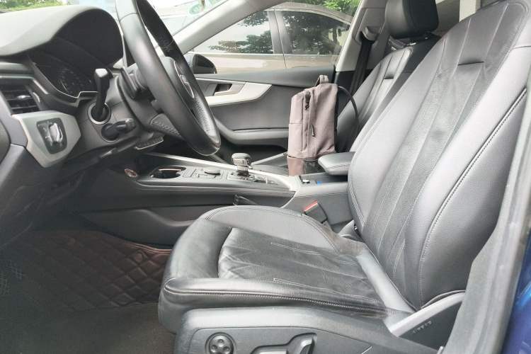 Used Audi A5 2017 Sportback 40 TFSI Fashion Model Left Front Seat