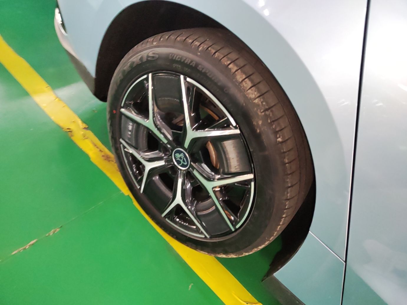 BYD Han 2024 EV Glory Edition 605KM Front-Wheel-Drive Premium Model — снимка 11