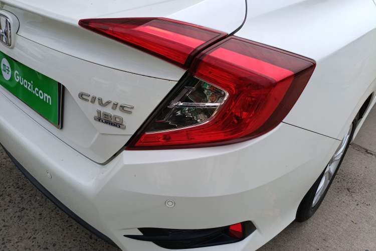 Used Honda Civic 2016 180TURBO CVT Comfort Version
