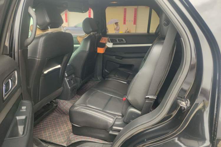 Used Ford Explorer 2016 2.3T Fashion Edition Left Rear Seat