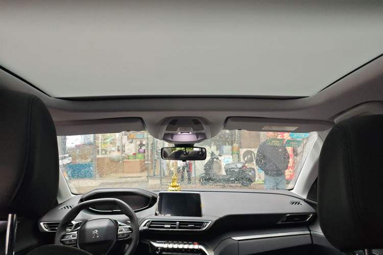 Used Peugeot 4008 2017 350THP Elite Edition Headliner