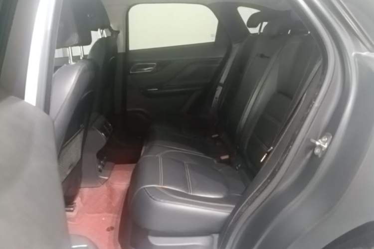 Used Jaguar F-PACE 2018 2.0T Four-Wheel Drive Urban Luxury Edition
