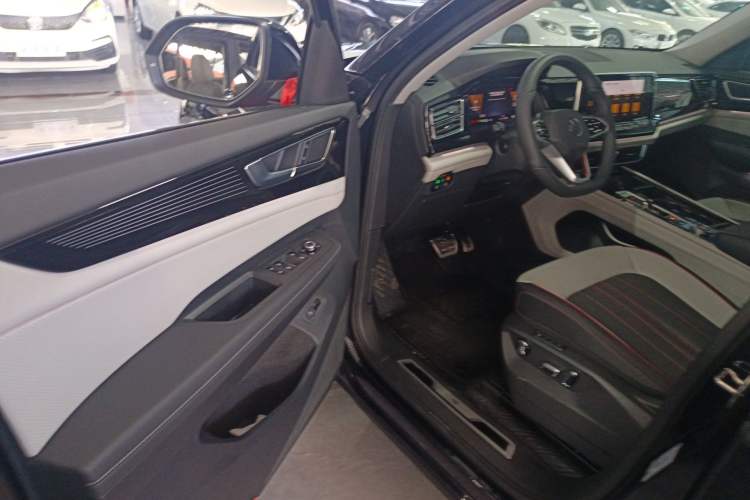 Used Volkswagen Teramont X 2025 Tiguan X 380TSI Four-Wheel Drive Excellence Edition
