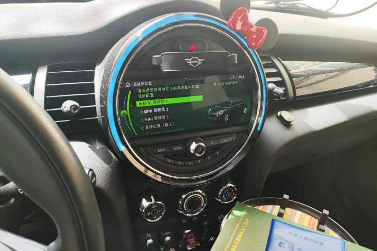 Used MINI 2019 1.5T COOPER Classic Edition
