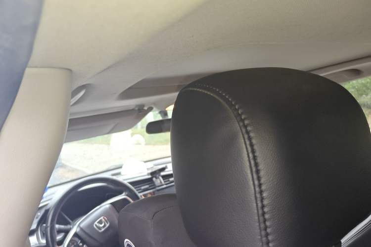 Used Honda Civic 2016 220TURBO CVT Luxury Edition Headliner