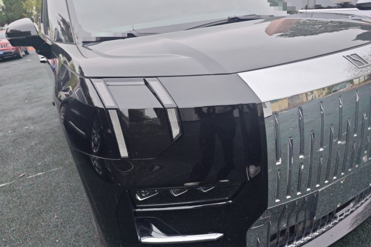 Used Zeekr 009 2022 Revised WE Version Right Front Headlight