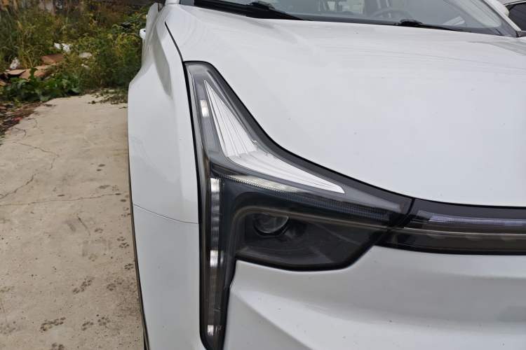 Used NETA U 2023 NETA U-Ⅱ 400 U Show Edition – Lithium Iron Phosphate
