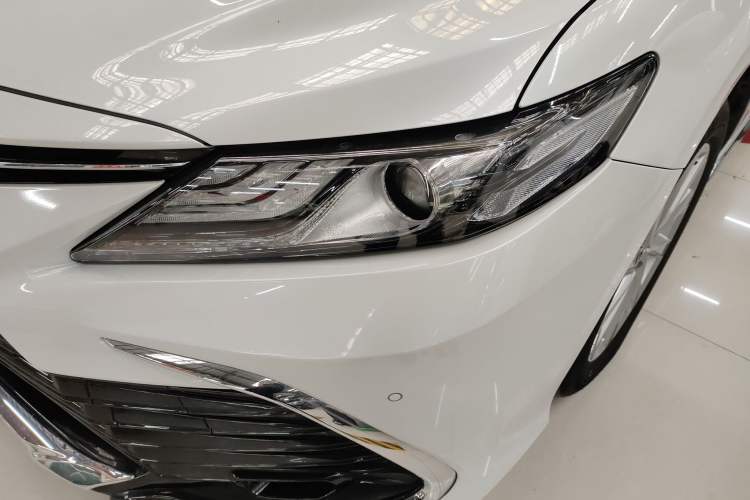 Used Toyota Camry 2023 2.0G Luxury Edition
