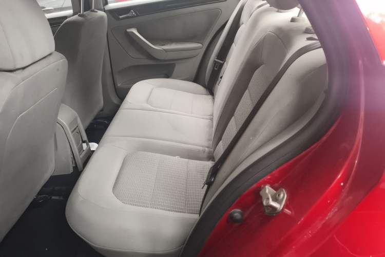 Used Volkswagen Bora 2013 1.6L Automatic Fashion Model
