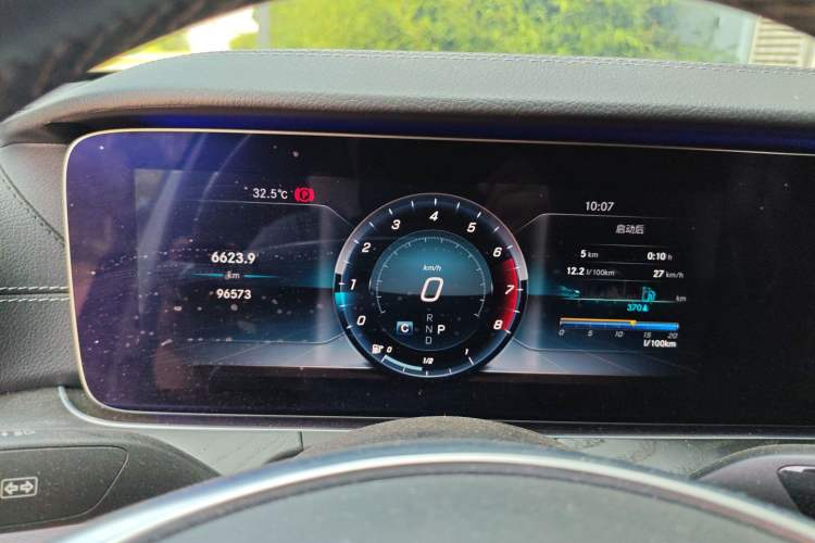 Used Mercedes-Benz E-Class 2018 Facelift E 200 L Sport Edition
