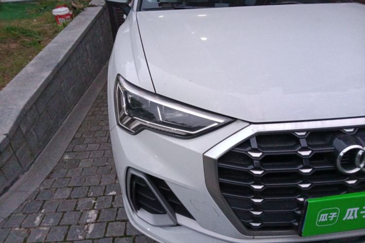 Used Audi Q3 2021 35 TFSI Fashion Dynamic Model Right Front Headlight