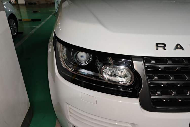 Used Land Rover Range 2016 3.0 SC V6 Vogue Right Front Headlight