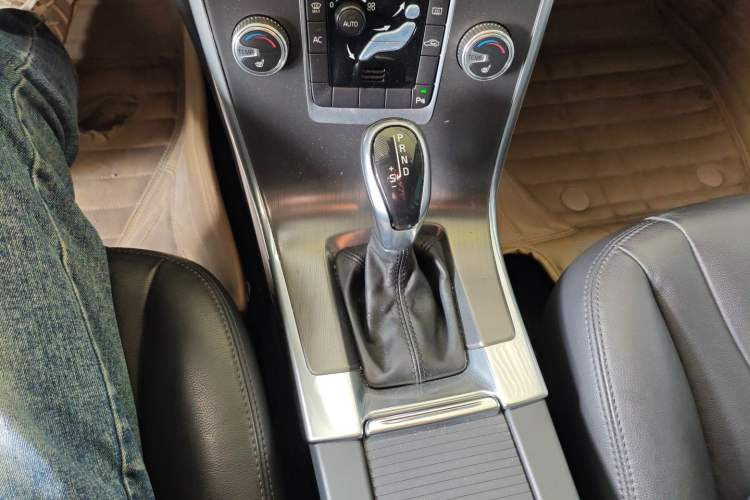 Used Volvo XC60 (Import) 2014 T5 Zhiyi Edition
