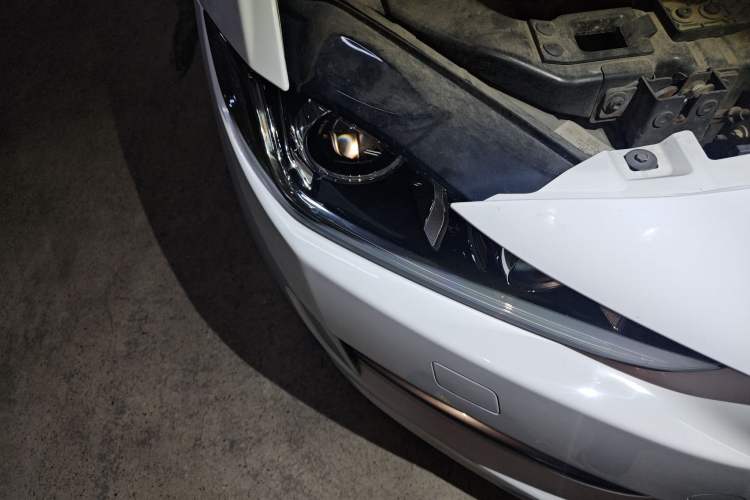 Used Jaguar XE 2017 2.0T 200 PS R-Sport
