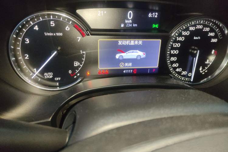 Used Cadillac CT4 2021 28T Luxury Model Odometer Close Up