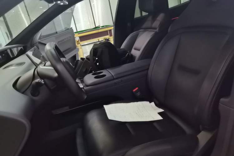 Used Avatr 06 2025 Ultra Pure Electric Edition Left Front Seat